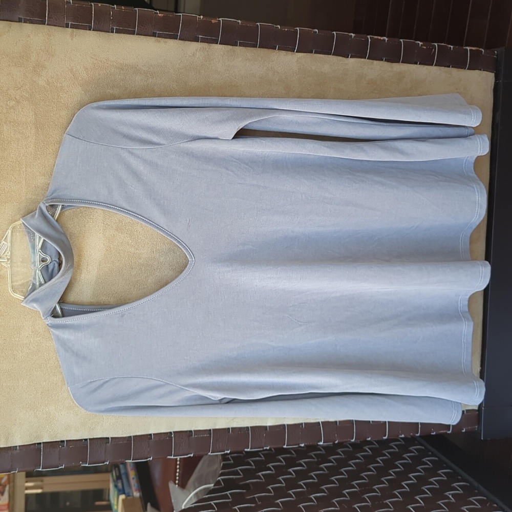 LORD AND TAYLOR DESIGN LAB Choker Neckline Blouse Small